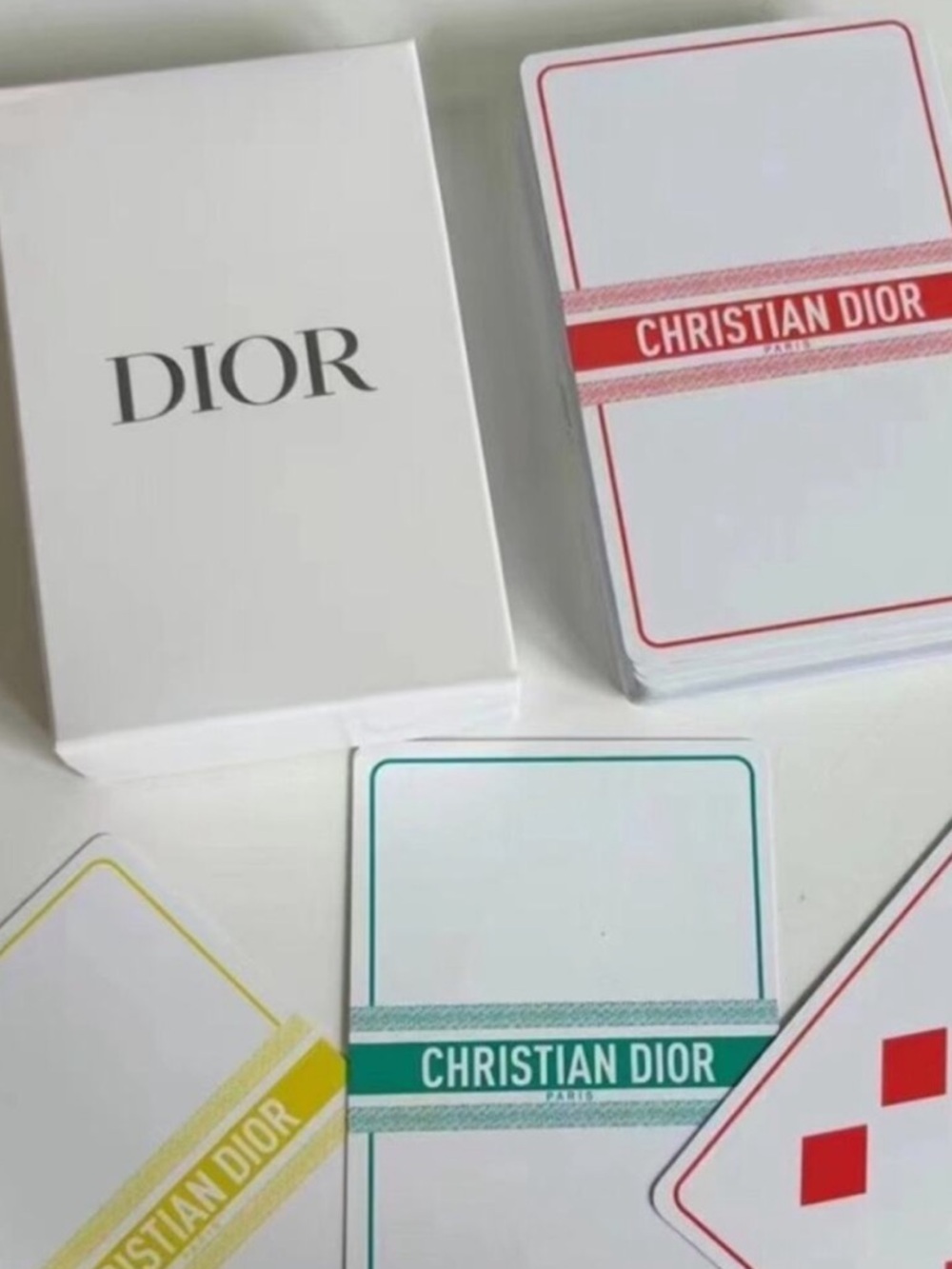 Christian Dior Playing Cards - NEW IN SEALED BOX LIMITED EDITION - Picture 3 of 3